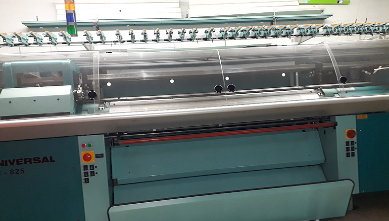 Universal MC-825